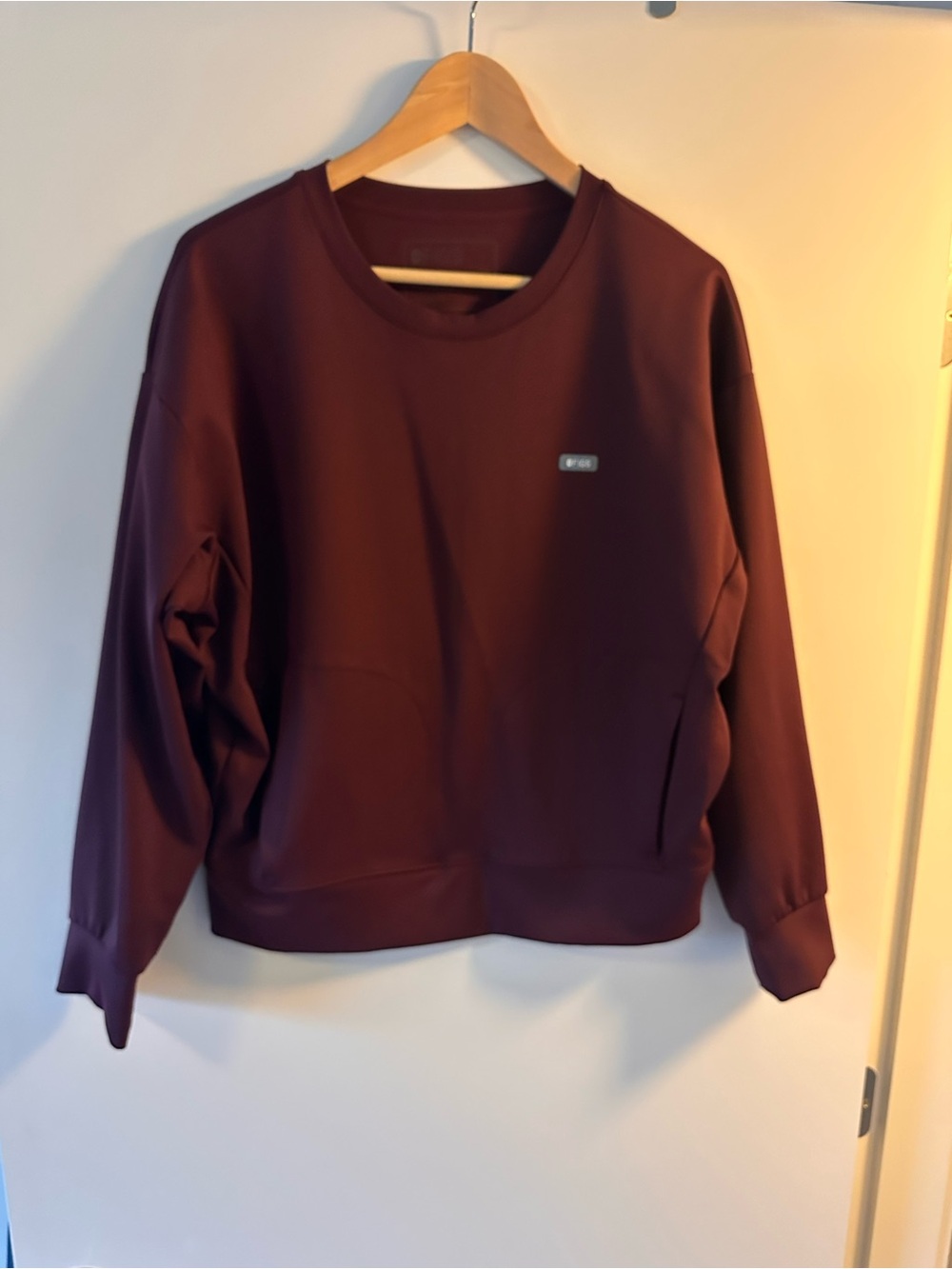 Figs Women's Crewneck Sweatshirt - Burgundy